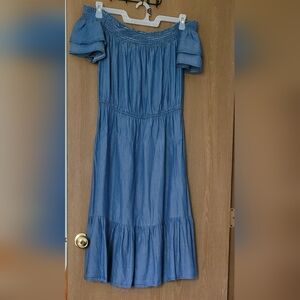 Old Navy Denim OFF Shoulder Or U Neck Midi Large Summer Dress